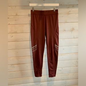 Active Spirits | Maroon Workout Set - Leggings & Tee